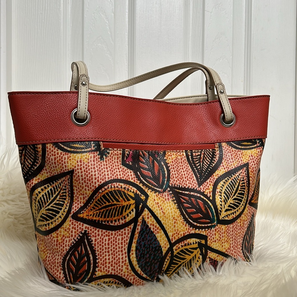 Relic Caraway Leaf Print Tote Bag